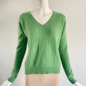 Tweeds green cable knit Cashmere Sweater